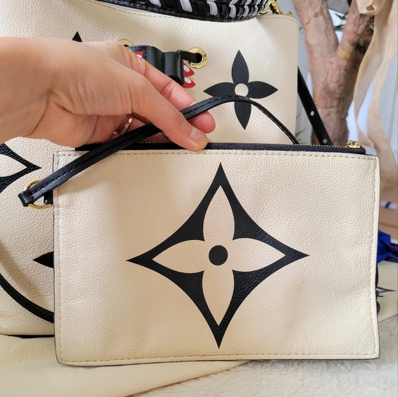 💕LIMITED Edition Louis Vuitton Neo Crafty Giant Noe Ivory Creme Black Empreinte - Picture 10 of 16